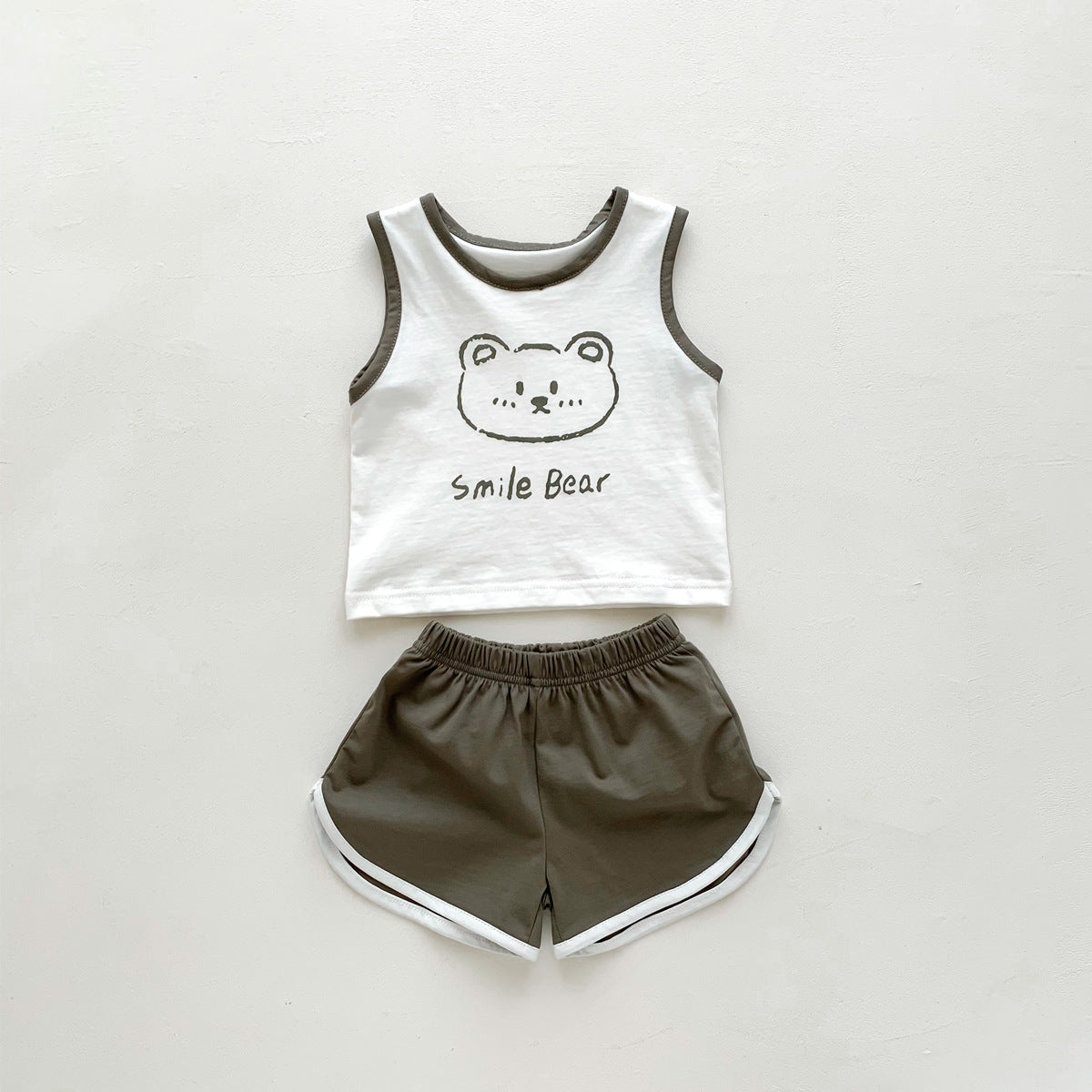 G23051620男女童夏季薄款背心短褲套裝-卡通熊印花無袖兩件套裝