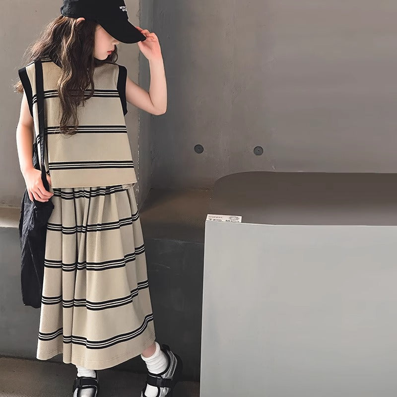 Z25033119女童夏季套裝兒童時髦洋氣夏裝女孩大童無袖背心寬鬆闊腿褲兩件套