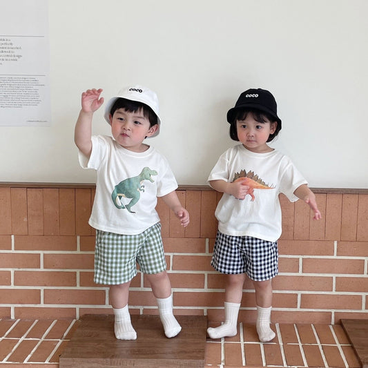 CA25052102韓國童裝夏季新款兒童棉質可愛恐龍短袖格子短褲男女套裝服裝