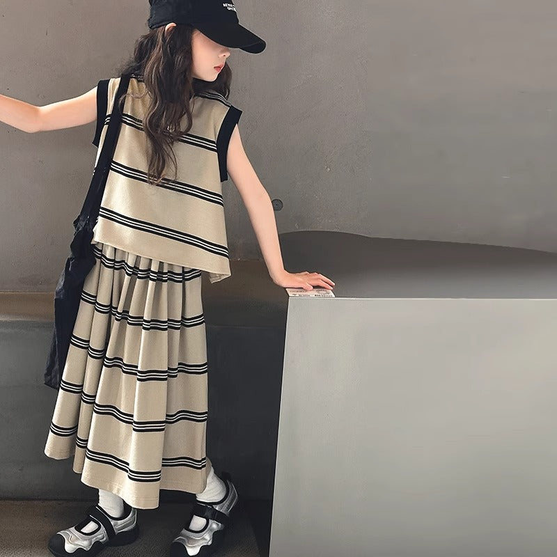 Z25033119女童夏季套裝兒童時髦洋氣夏裝女孩大童無袖背心寬鬆闊腿褲兩件套