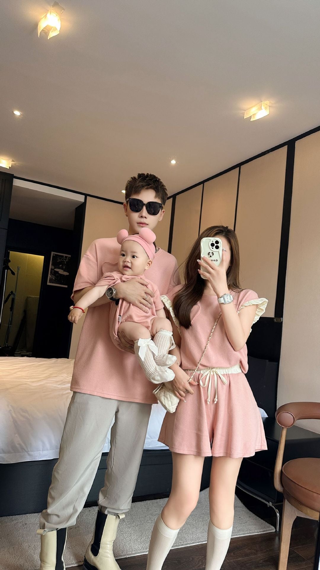 L23070605網紅親子裝夏季母子母女一家三高端粉色愛心套裝短袖T恤