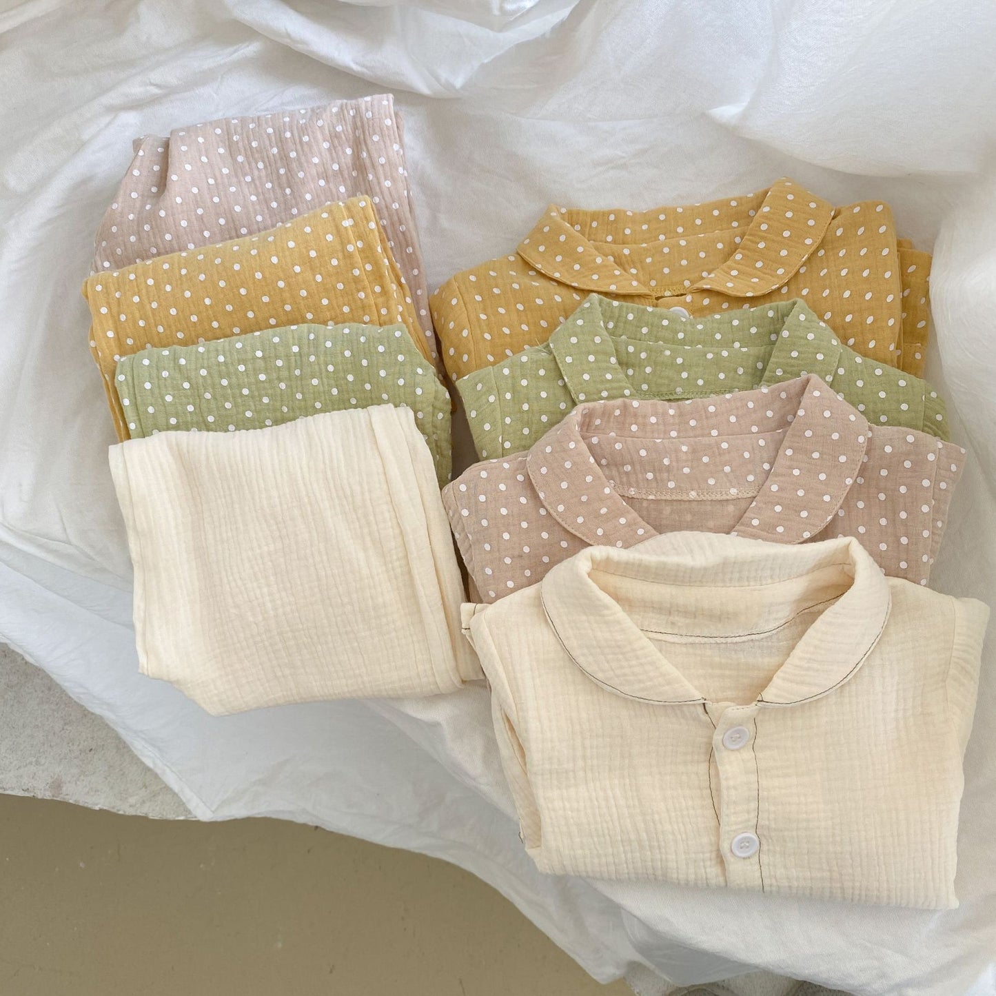 Z25020915兒童睡衣寶寶春季和秋季純棉紗布波點男童長袖兩件套裝女童家居服