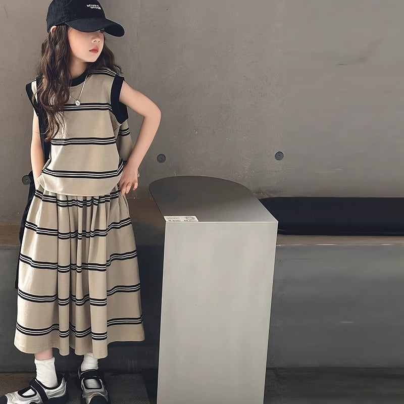 Z25033119女童夏季套裝兒童時髦洋氣夏裝女孩大童無袖背心寬鬆闊腿褲兩件套