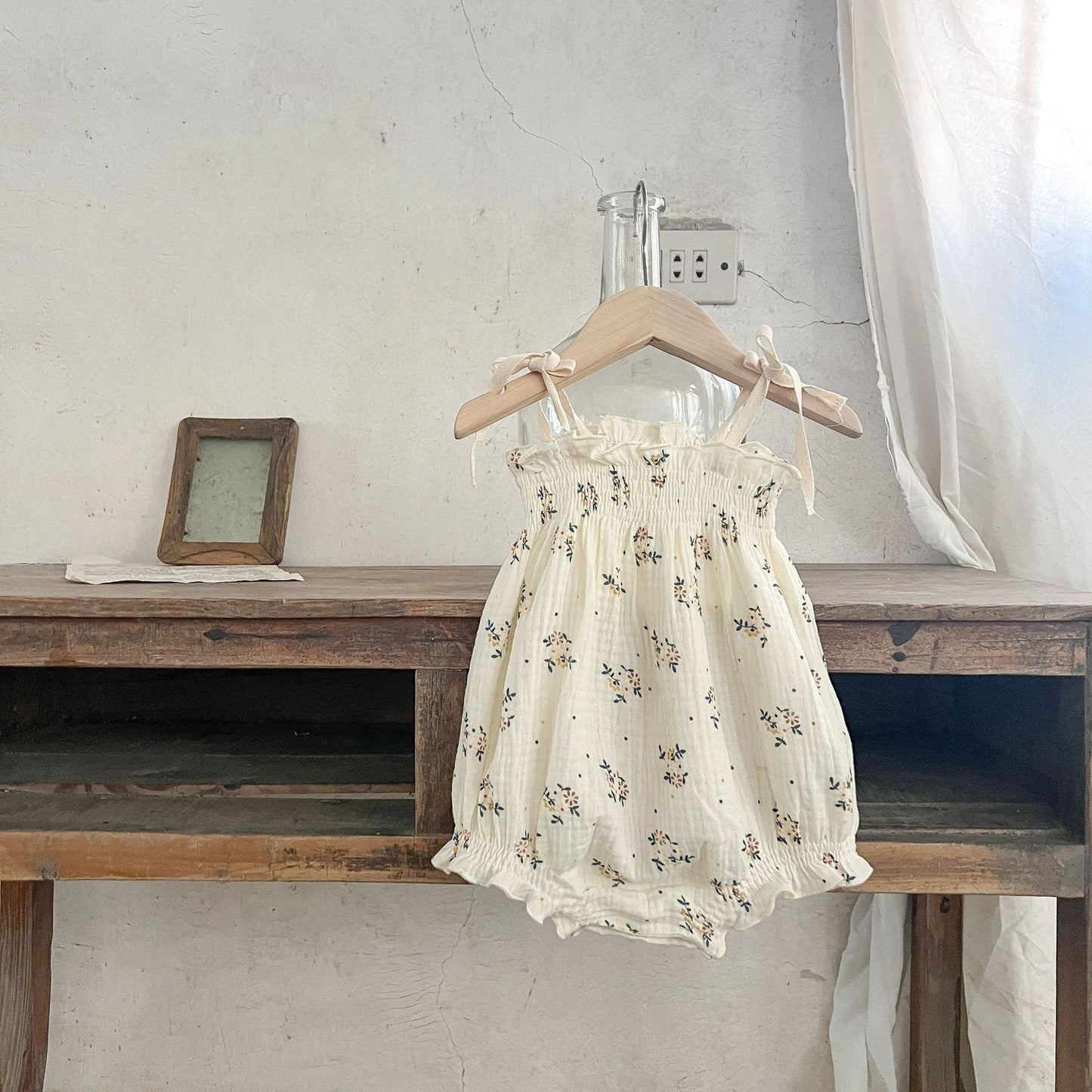 GF25061715韓國版女童夏款純棉碎花吊帶哈衣爬服ins短袖上衣+高腰荷葉邊短褲