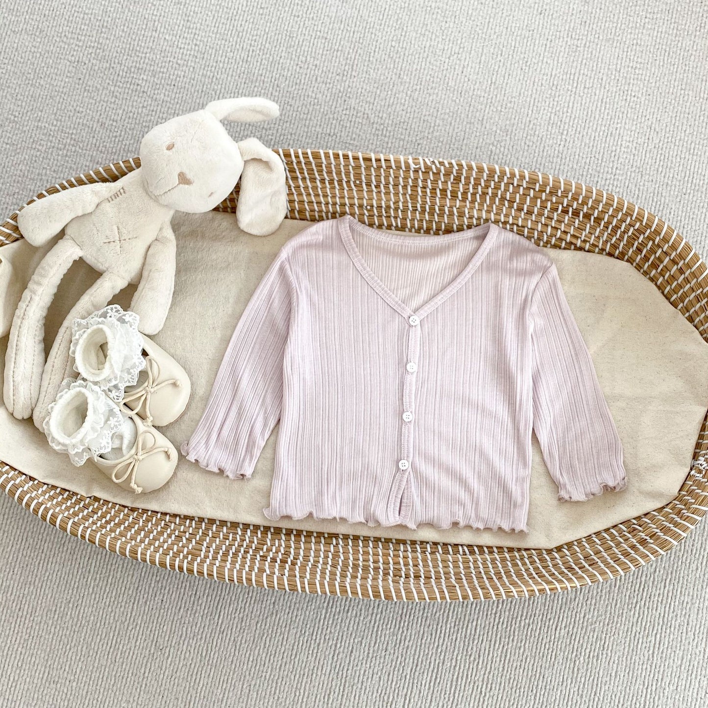 GN26030915女童防曬衣純色輕薄洋裝女寶寶夏季木耳邊開襟裙(2件起批)GN開頭需下單2款才有出貨,可混搭