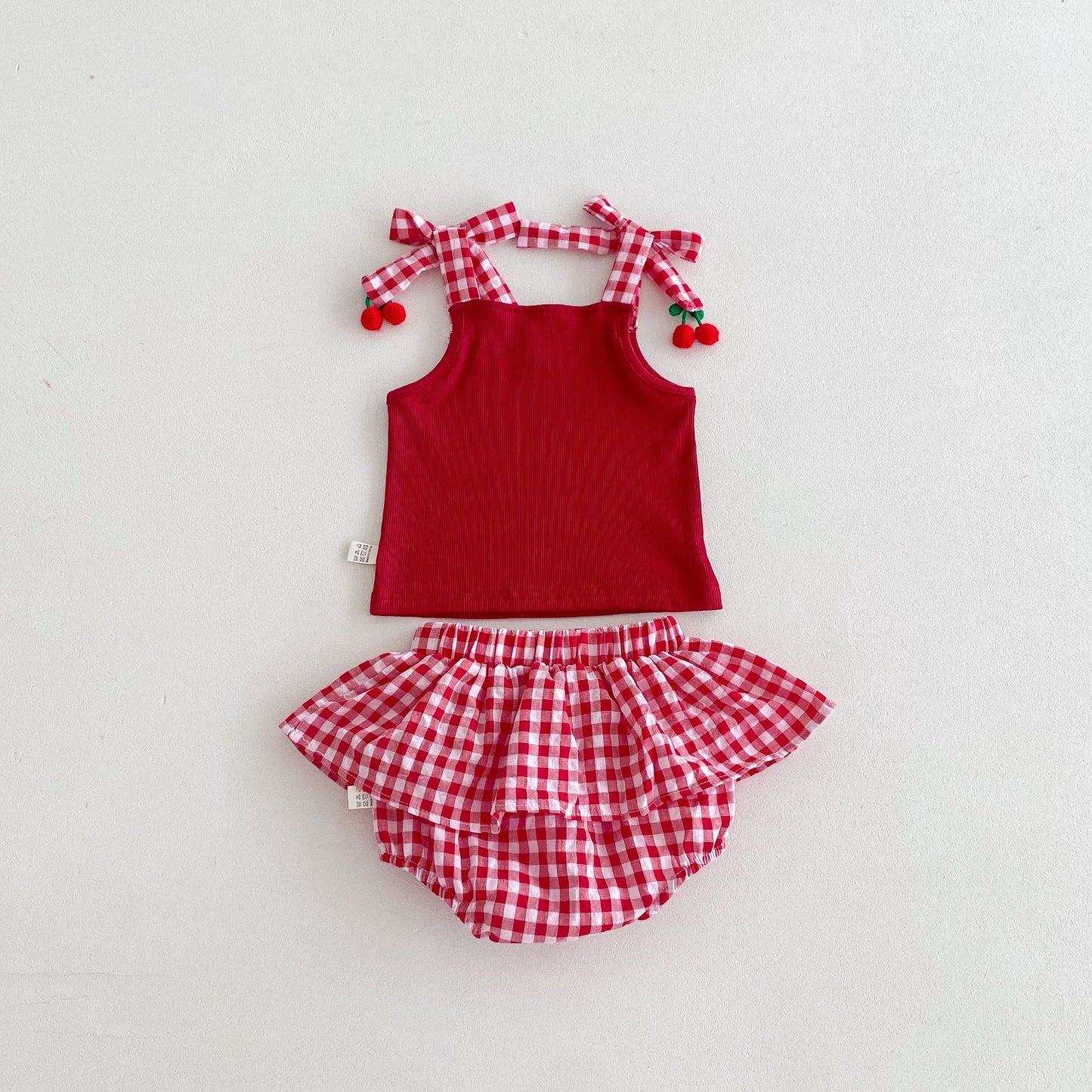 G26061010嬰幼女童可愛女童夏季超無袖吊帶格子紅色包屁裙寶寶俏皮萌套裝