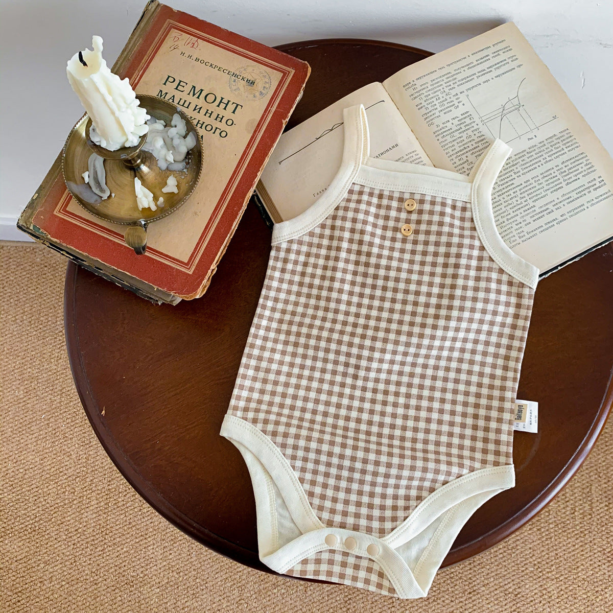 G23051604新款嬰兒吊帶格子包屁衣