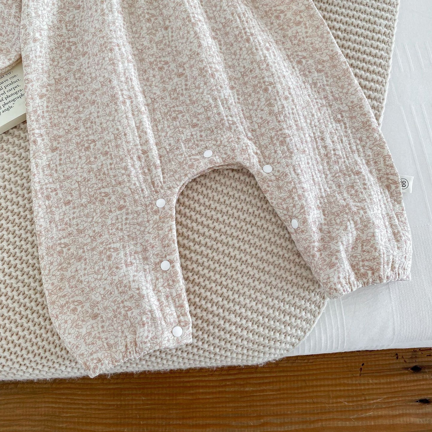 Z25022325 ins女童春秋款棉長袖碎花連身衣 嬰兒寶寶甜美娃娃領爬服外出衣服