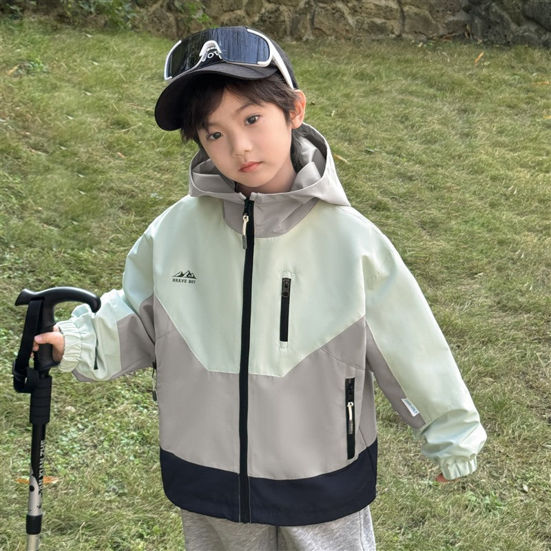 GJ25082703秋季新款男童連帽衝鋒衣軟殼外套兒童戶外秋裝衣服露營