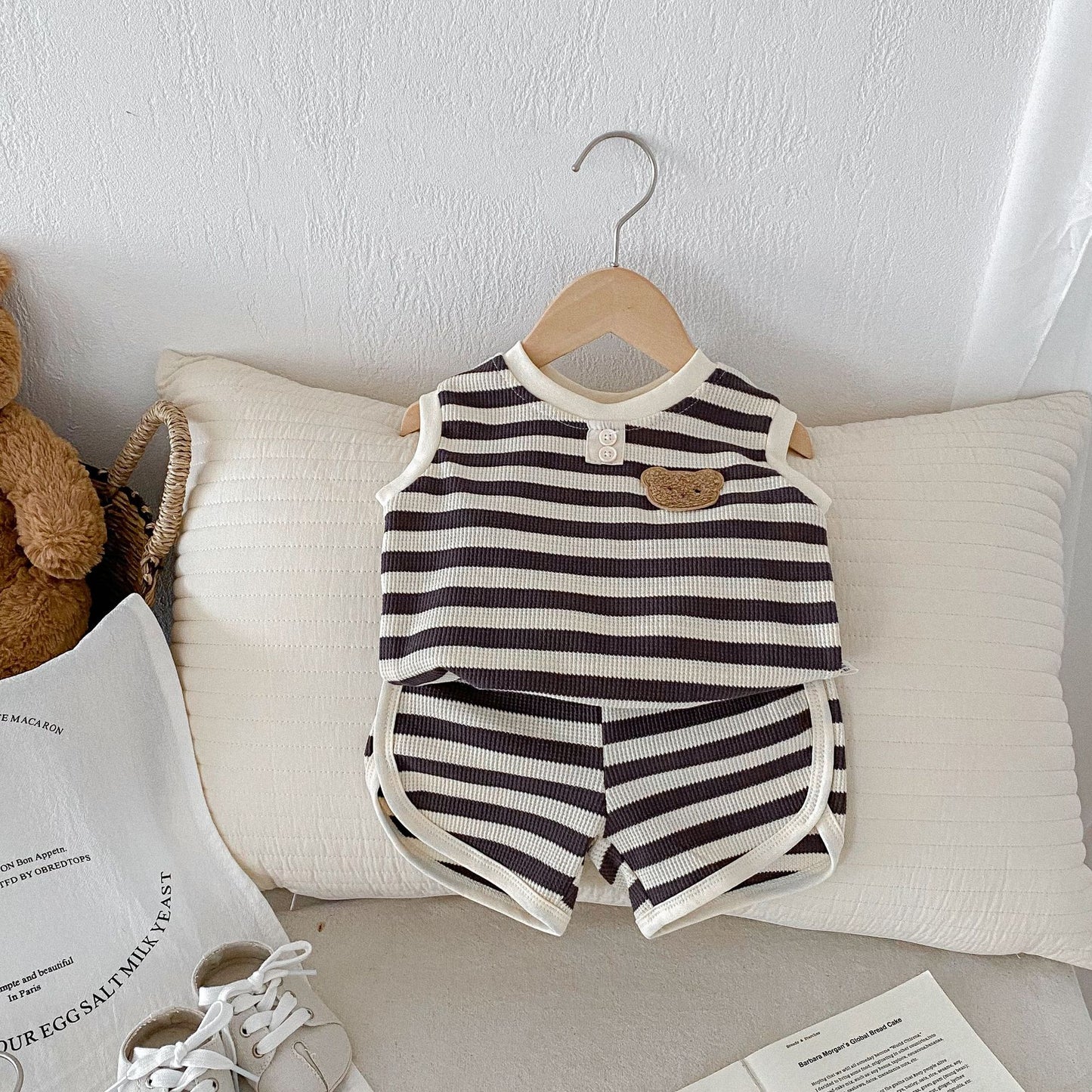 Z2502232026夏季新款背心服飾嬰兒連身衣條紋男女寶寶三角哈衣無袖包屁衣服