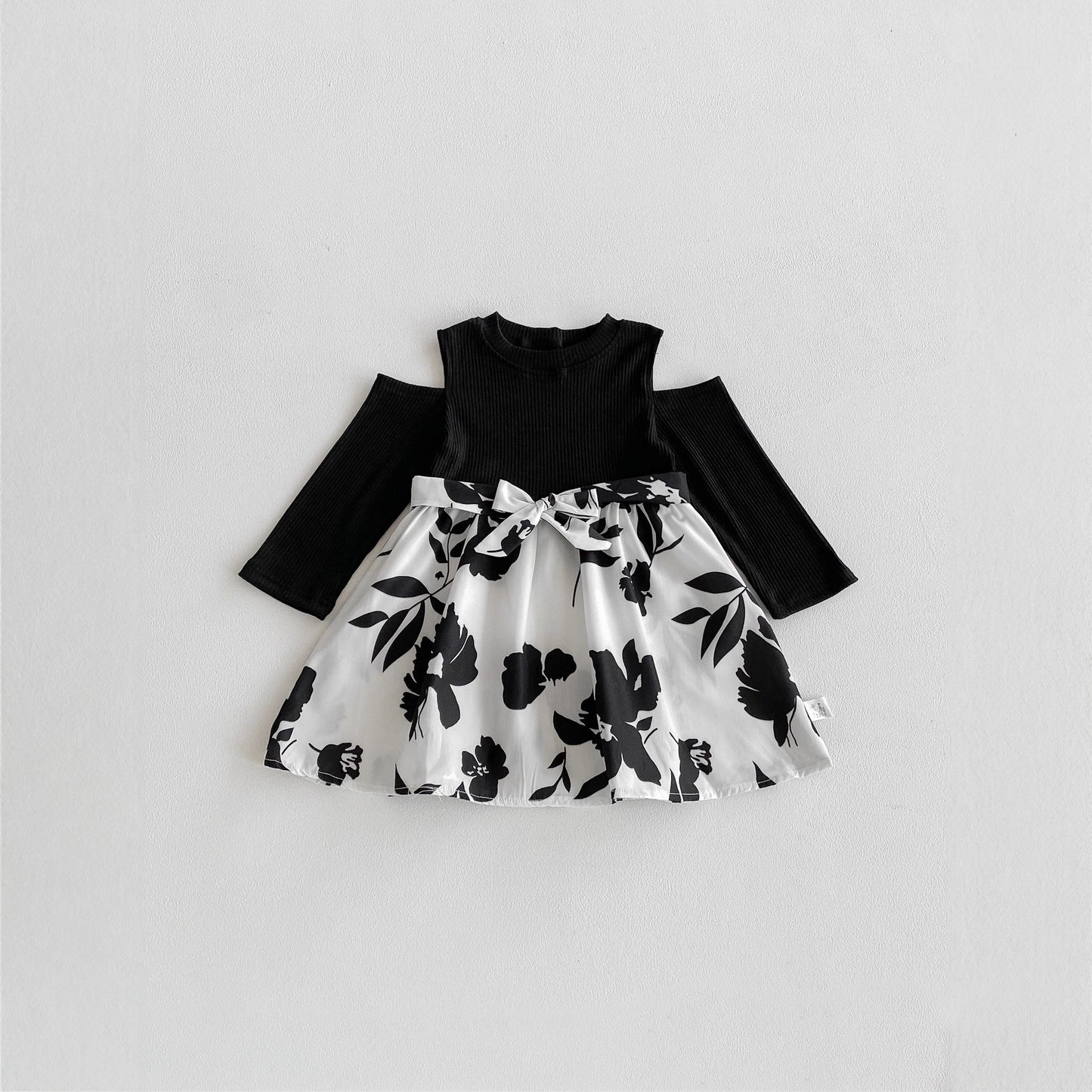 G25092503歐美小女孩甜美蝴蝶結長袖碎花洋裝兒童ins風嬰兒0-5歲童裙