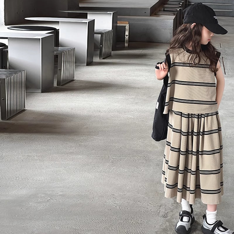 Z25033119女童夏季套裝兒童時髦洋氣夏裝女孩大童無袖背心寬鬆闊腿褲兩件套