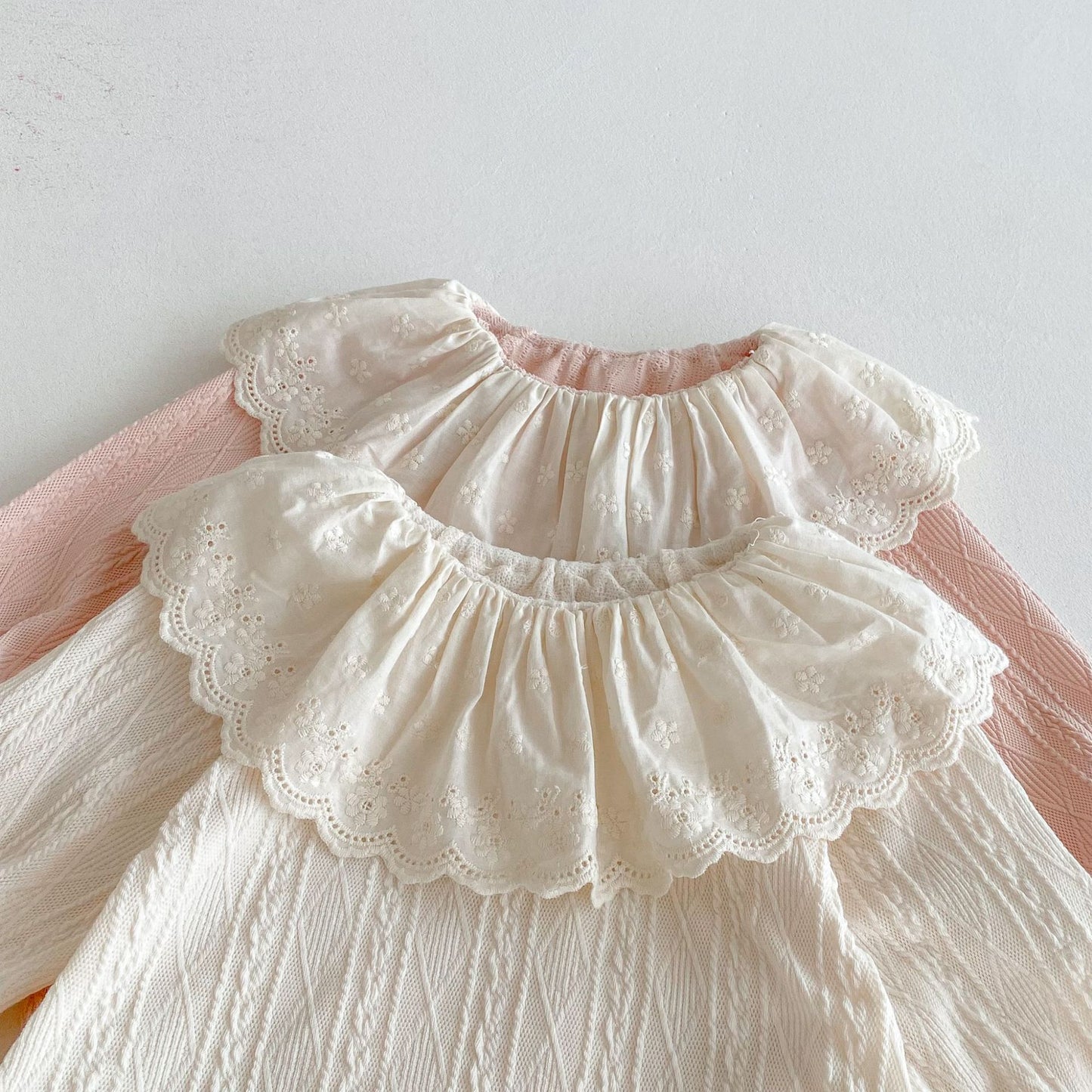 G25092501秋季嬰兒女寶寶包屁衣韓版圓領長袖娃娃領甜美連身衣爬服