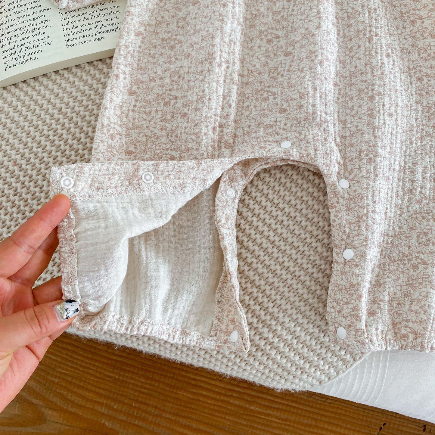 Z25022325 ins女童春秋款棉長袖碎花連身衣 嬰兒寶寶甜美娃娃領爬服外出衣服