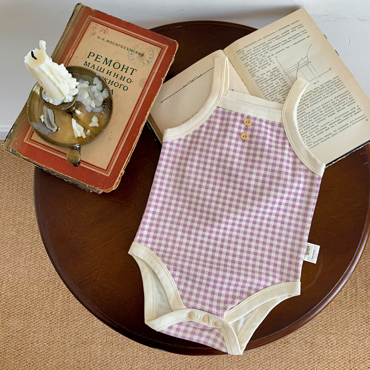 G23051604新款嬰兒吊帶格子包屁衣