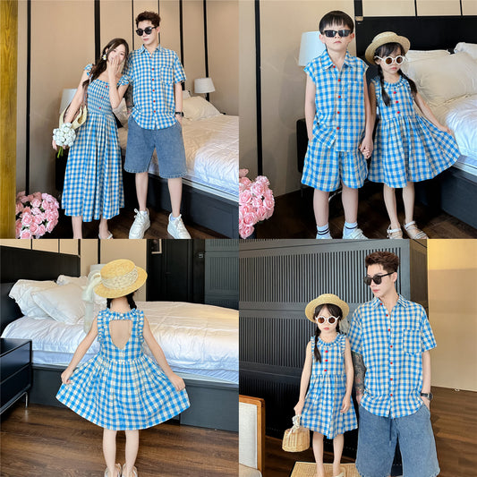 L25041701韓系親子裝連身裙夏裝格紋背心親子裝一家四口母女海邊度假連身裙