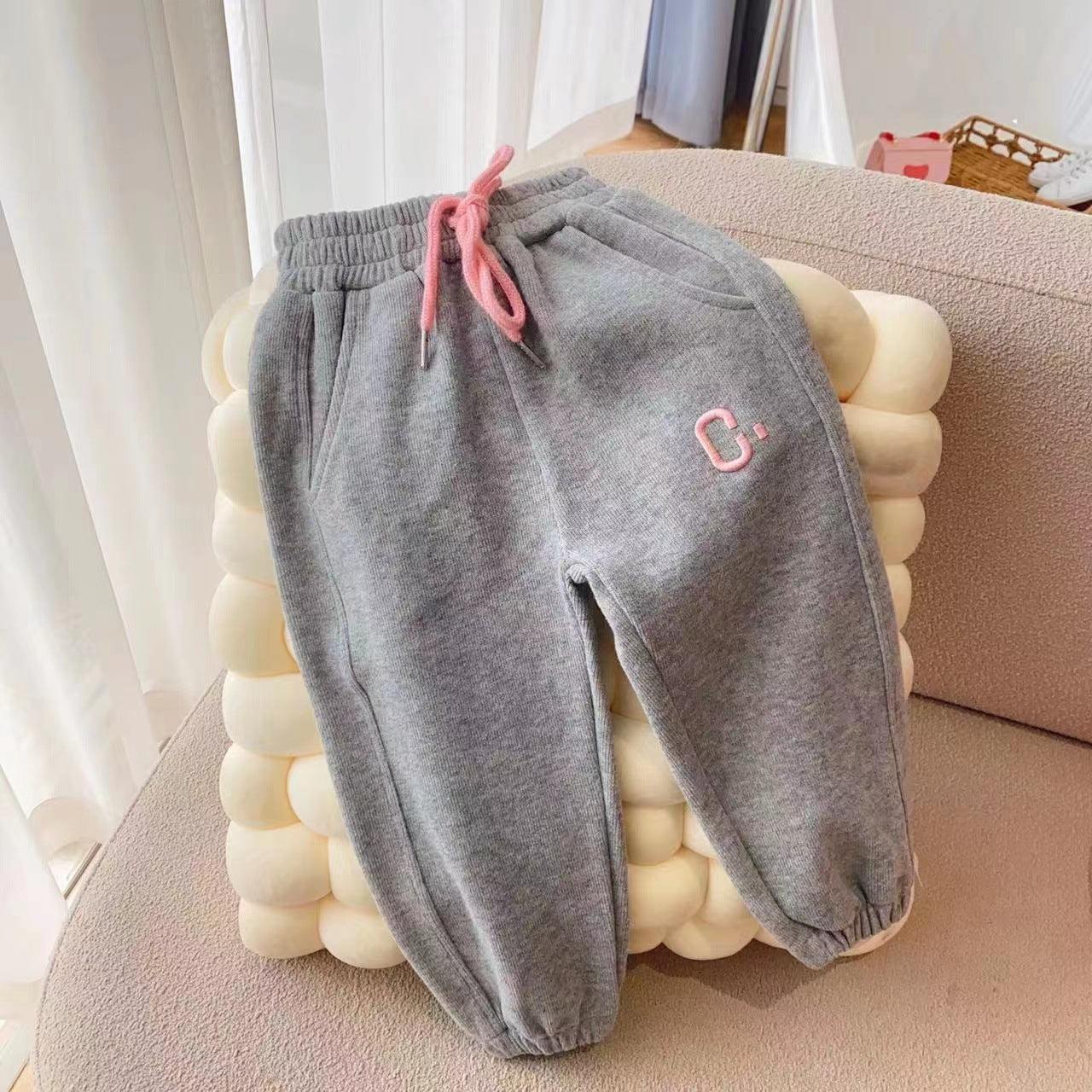 C23083102爆款-春款秋款女童小童百搭大C刺繡休閒運動長褲
