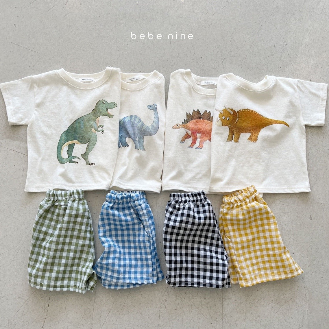 CA25052102韓國童裝夏季新款兒童棉質可愛恐龍短袖格子短褲男女套裝服裝
