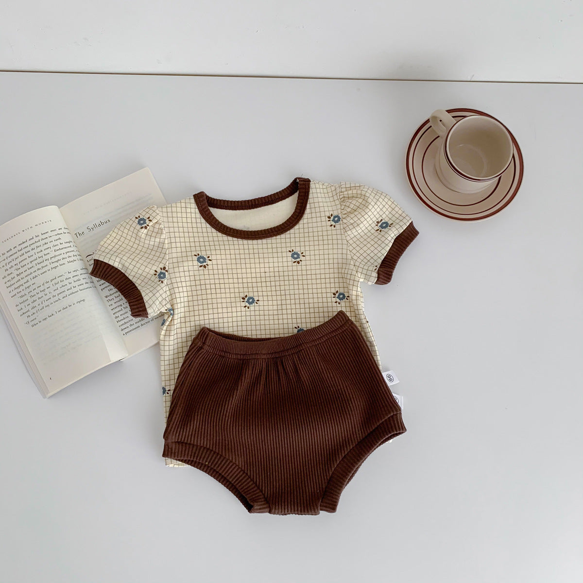 G23051602新款嬰兒夏季圓領小碎花短袖三角褲兩件套