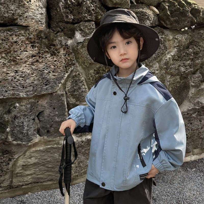 GJ25082703秋季新款男童連帽衝鋒衣軟殼外套兒童戶外秋裝衣服露營