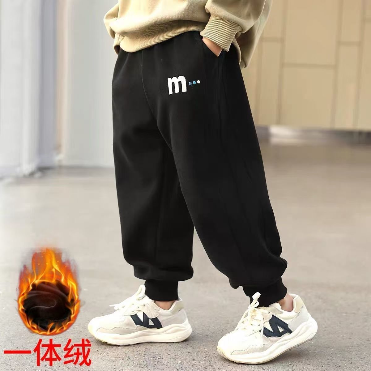 Z26010130男童褲子中小童加絨一體絨長褲休閒運動褲秋冬