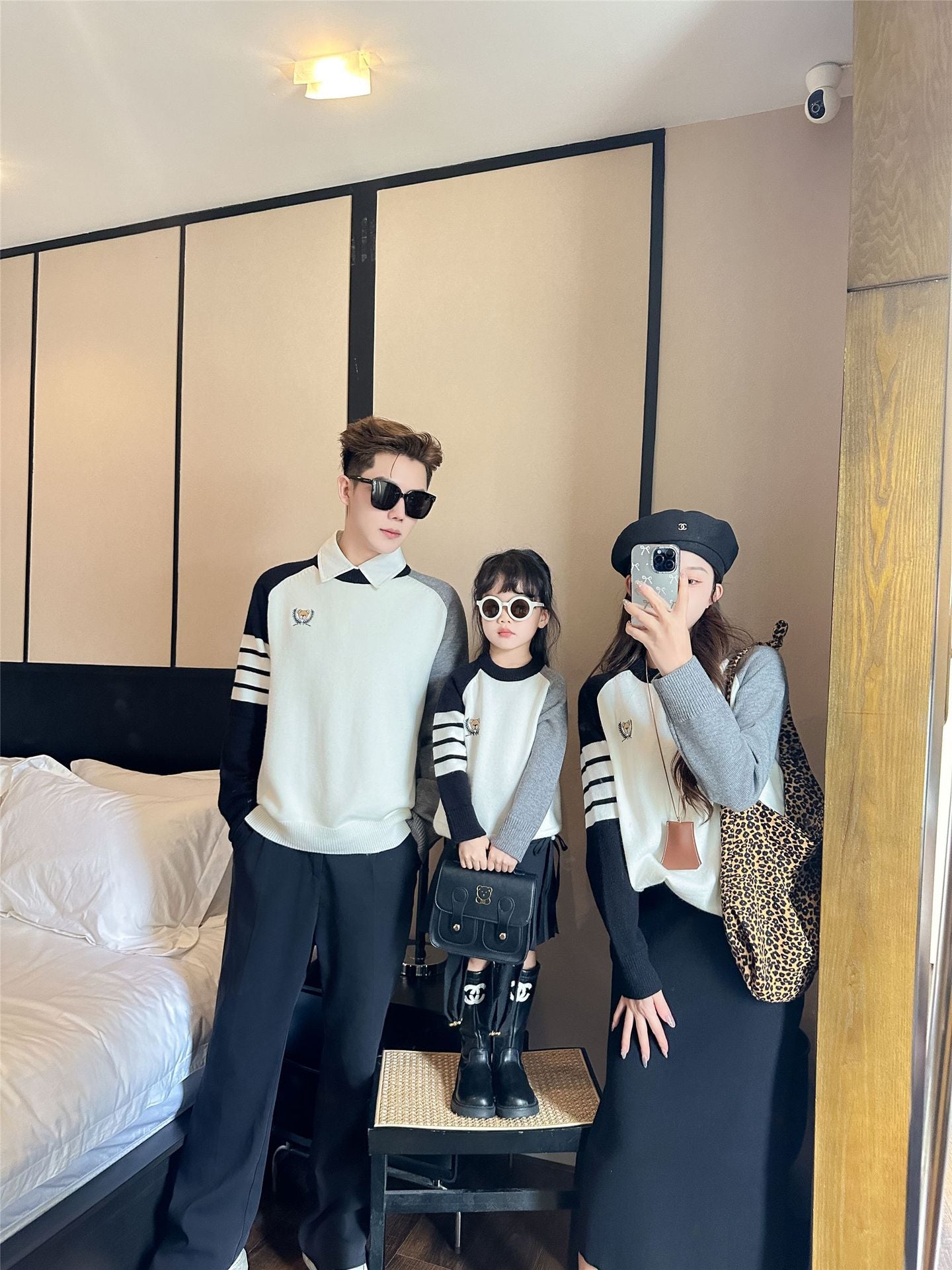 L25120401親子毛衣2025秋冬媽媽女母子學院風幼兒小熊寶寶爬服洋氣針織衫