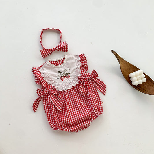 24041409嬰幼兒夏季時尚紅色格紋薄版印花棉三角哈衣女寶寶薄款含髮帶