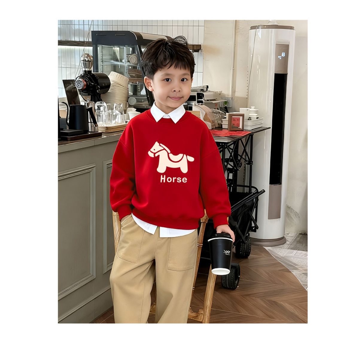 LA26011401親子裝秋冬新款圓領印花衛衣一家三口高端全家裝紅色喜慶拜年服潮