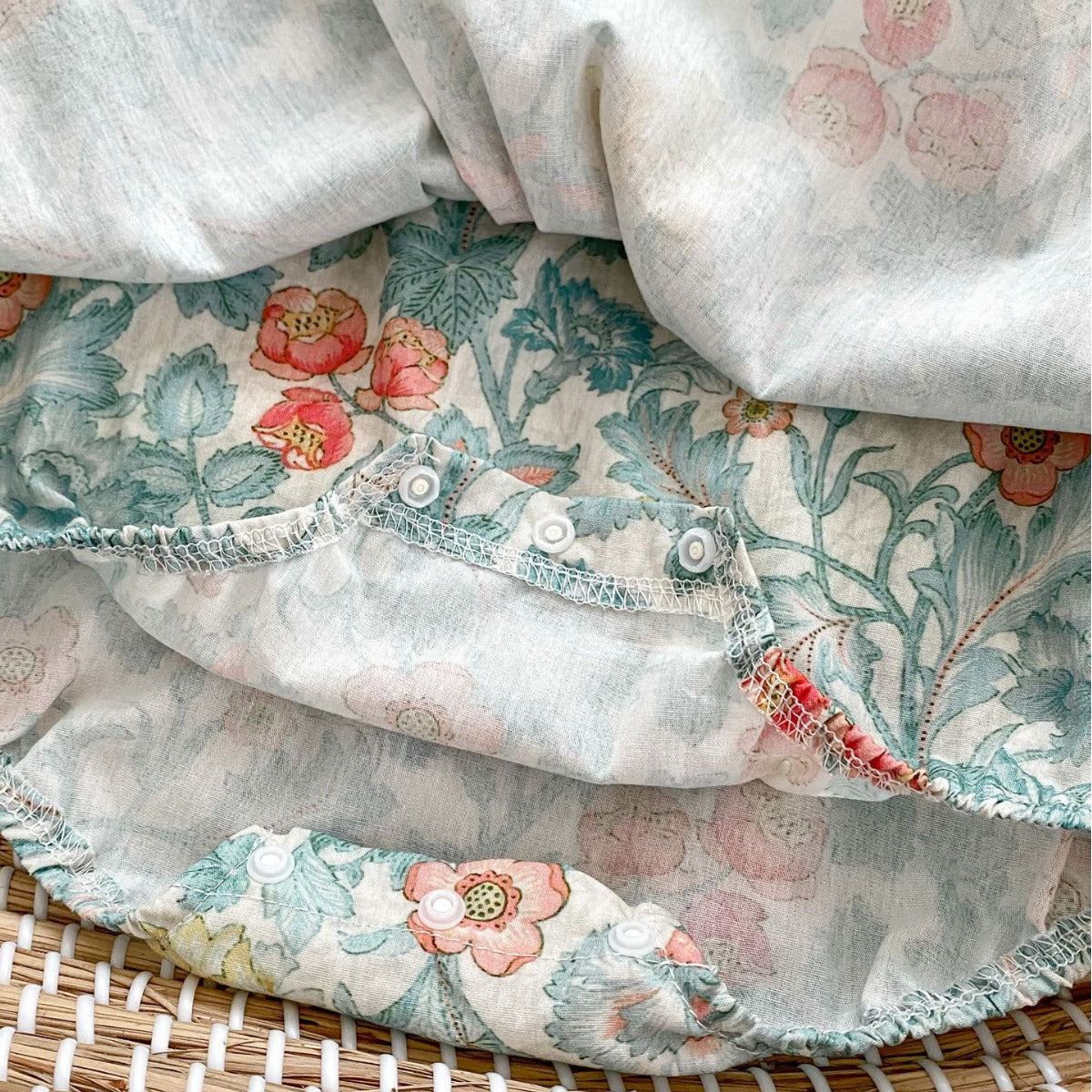 GN26030911新款女寶寶綠色碎花飛袖包屁衣洋氣女童連身哈衣裙子嬰兒夏裝(2件起批)GN開頭需下單2款才有出貨,可混搭