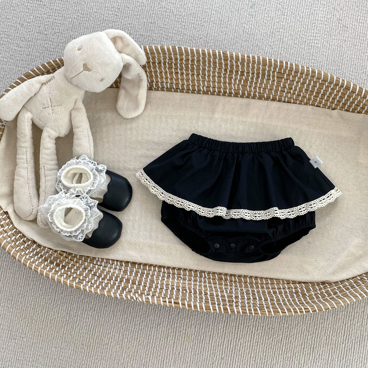GN26102204 ins女秋季秋季套裝蝴蝶結翻領長袖衫+蕾絲包屁裙褲兩件套(2件起廠商才有出貨)