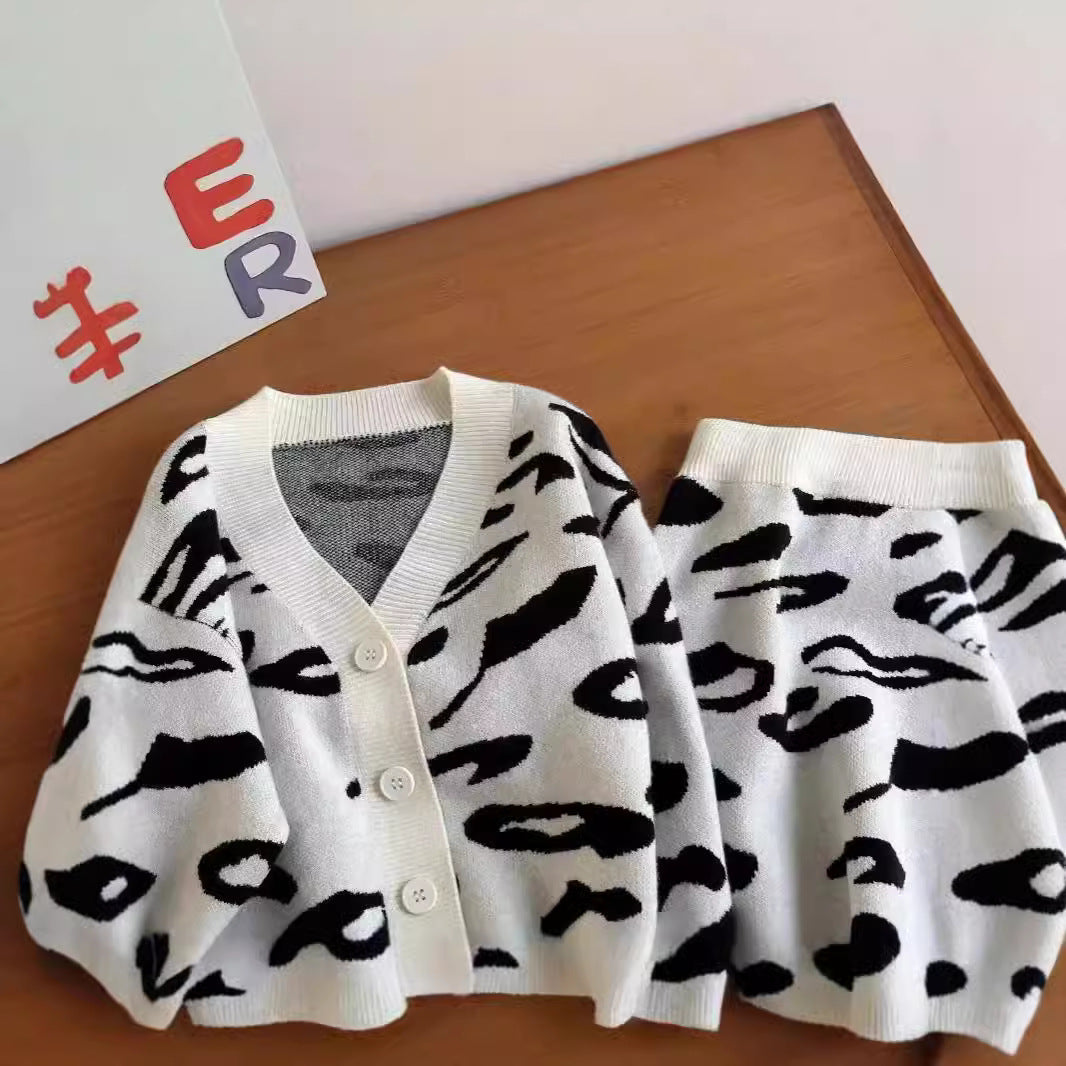 CF25091913女童開襟毛衣兒童裝毛衣裙春秋薄絨新款童裝針織洋氣上衣