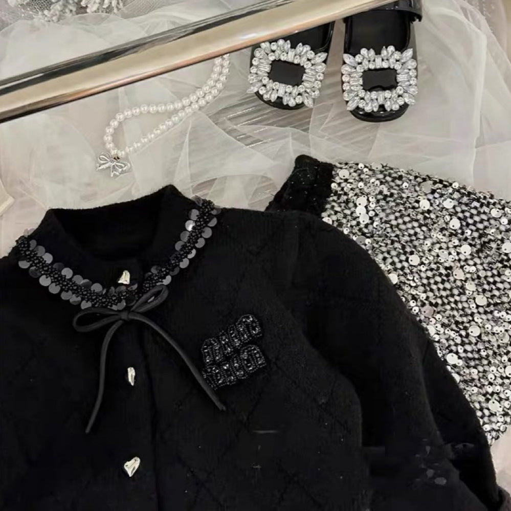 L26010604過年親子裝一家三口四口冬裝全家款母女紅色蝴蝶結訂珠毛衣拜年服