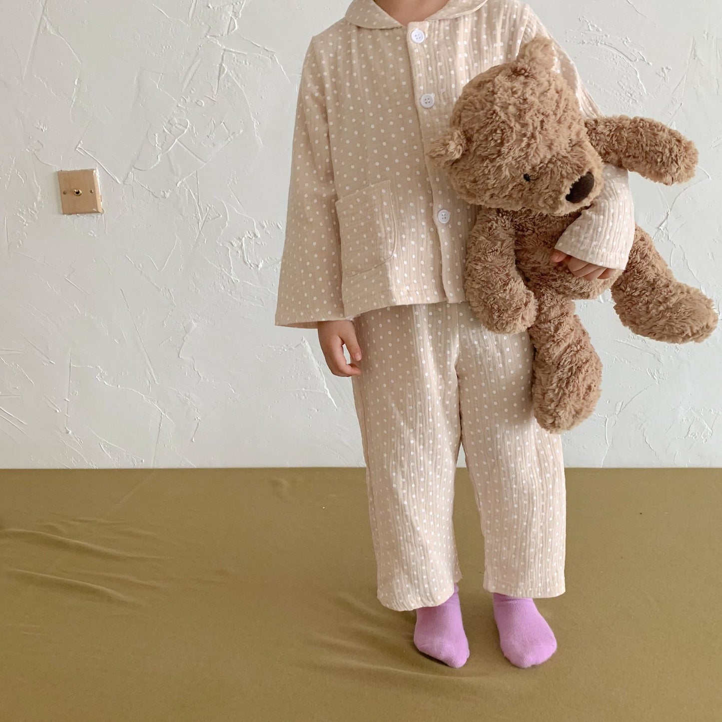 Z25020915兒童睡衣寶寶春季和秋季純棉紗布波點男童長袖兩件套裝女童家居服