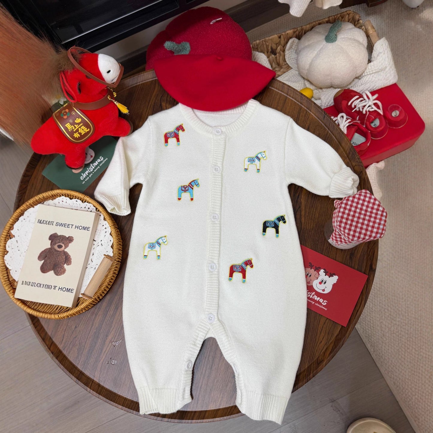 L26010605親子裝冬季毛衣一家三口過年紅色小馬聖誕旦新年母子炸街全家裝