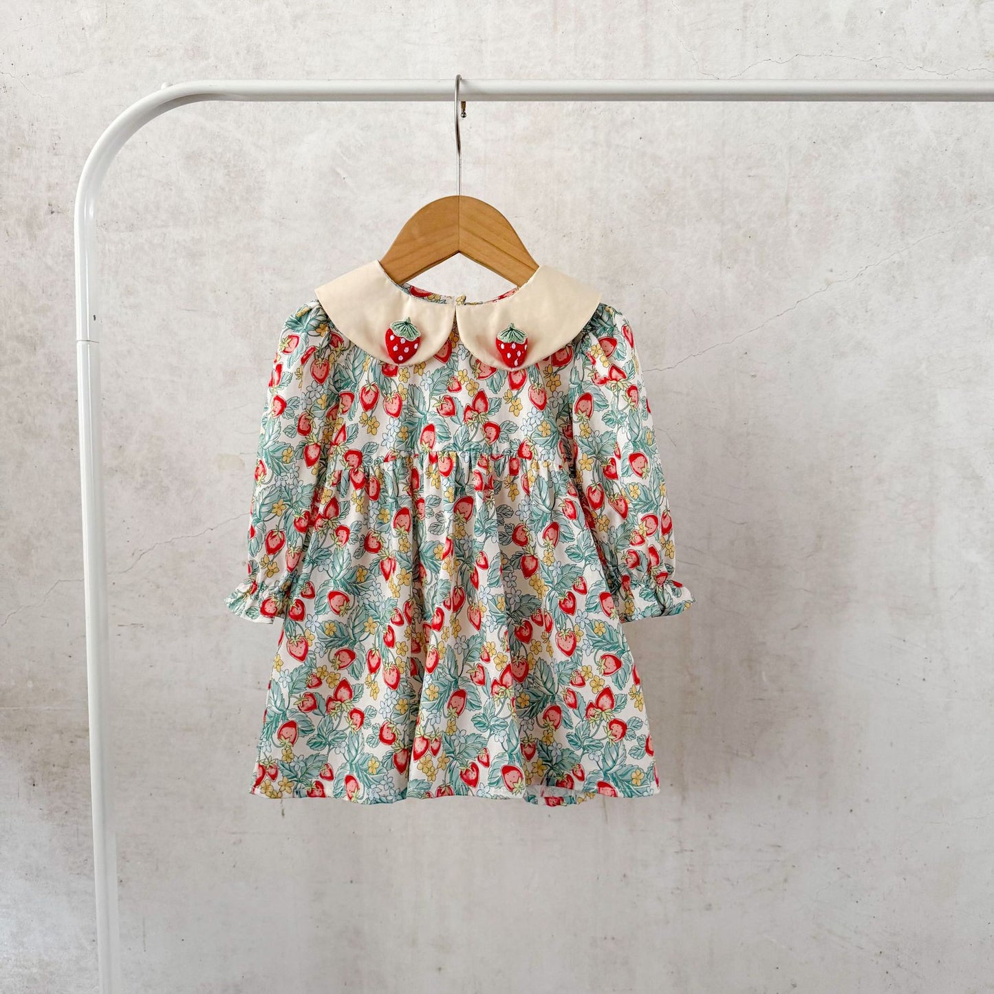 GF25081505  ins韓版女孩寶寶純棉草莓印花翻領洋裝中小童春秋季可愛裙子