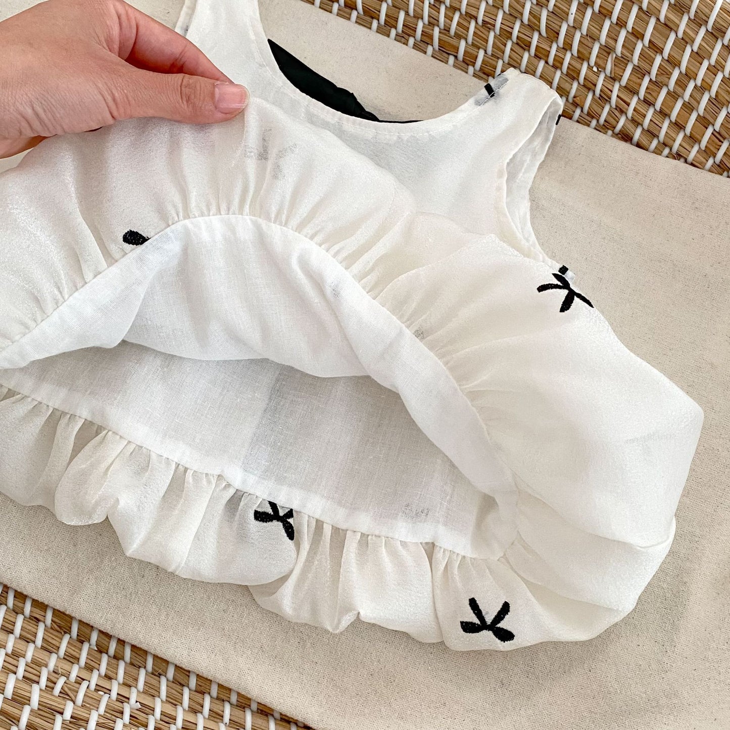 GN26030908新款洋气女童夏天两件套蝴蝶结背心上衣百搭花苞短裤套装(2件起批)GN開頭需下單2款才有出貨,可混搭