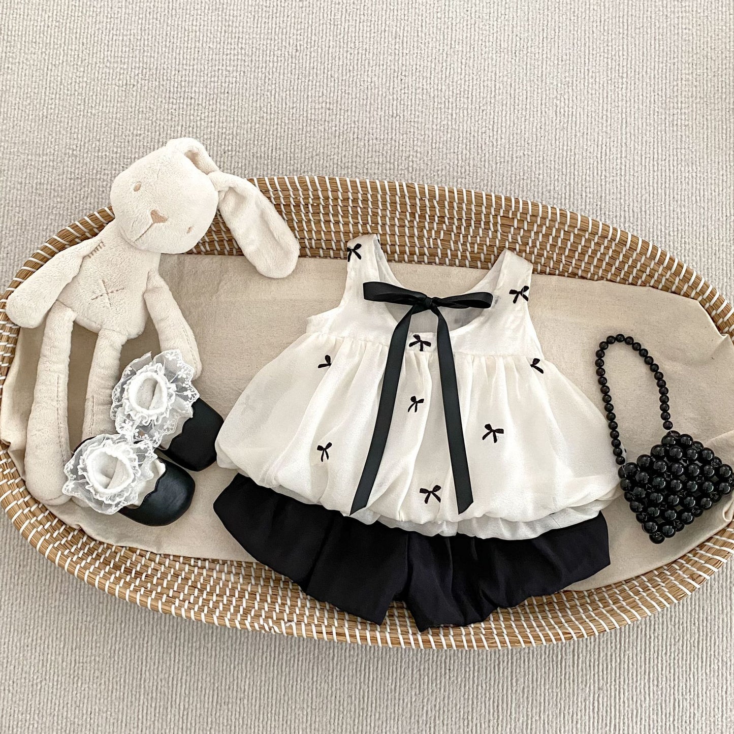 GN26030908新款洋气女童夏天两件套蝴蝶结背心上衣百搭花苞短裤套装(2件起批)GN開頭需下單2款才有出貨,可混搭