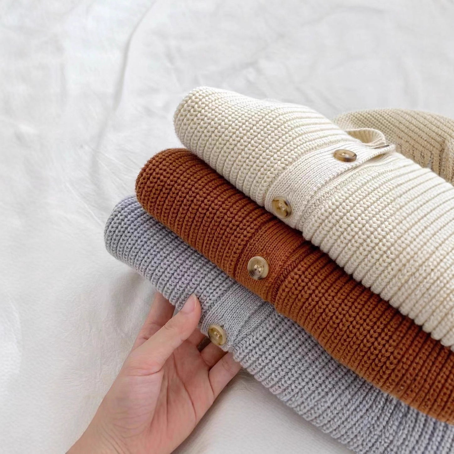 CF25091910ins韓版洋氣小新寶寶針織開襟衫嬰兒洋氣毛衣連帽衫球球