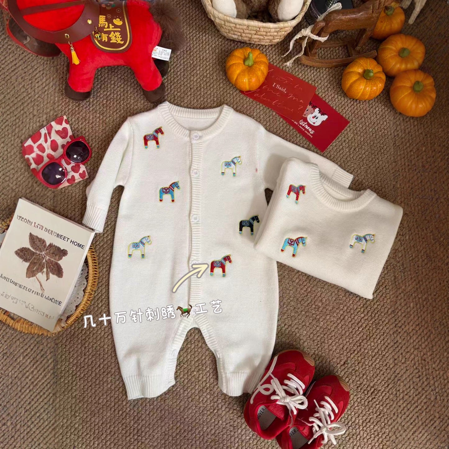 L26010611新年親子裝2026新款潮一家三四口馬年紅色年服喜慶過年寶寶毛衣潮