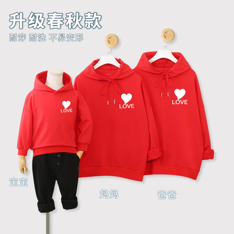 LA26011409馬年本命年過新年紅色簡約親子裝一家三四口全家裝連帽衛衣