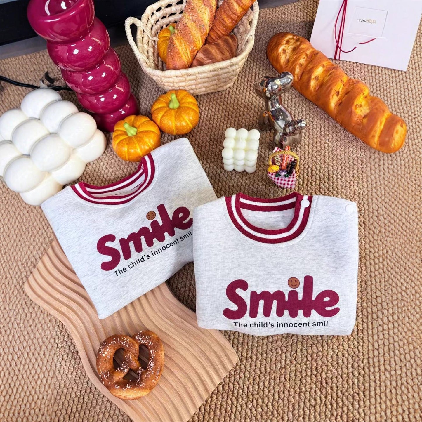 L25120403親子裝秋冬一家三口新生上班服洋氣媽媽女裝字母加絨衛衣套裝潮