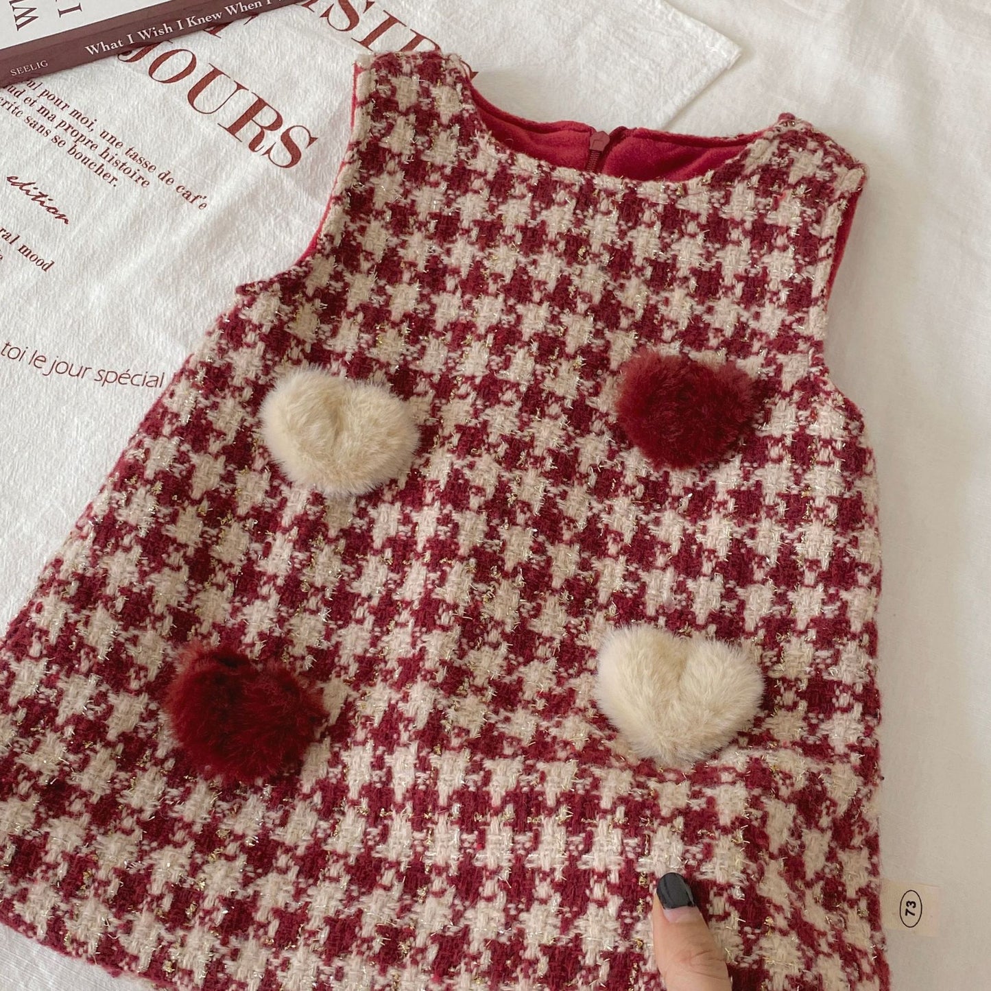 G26010110女童加絨背心裙冬季韓版寶寶加厚格紋愛心兒童裙