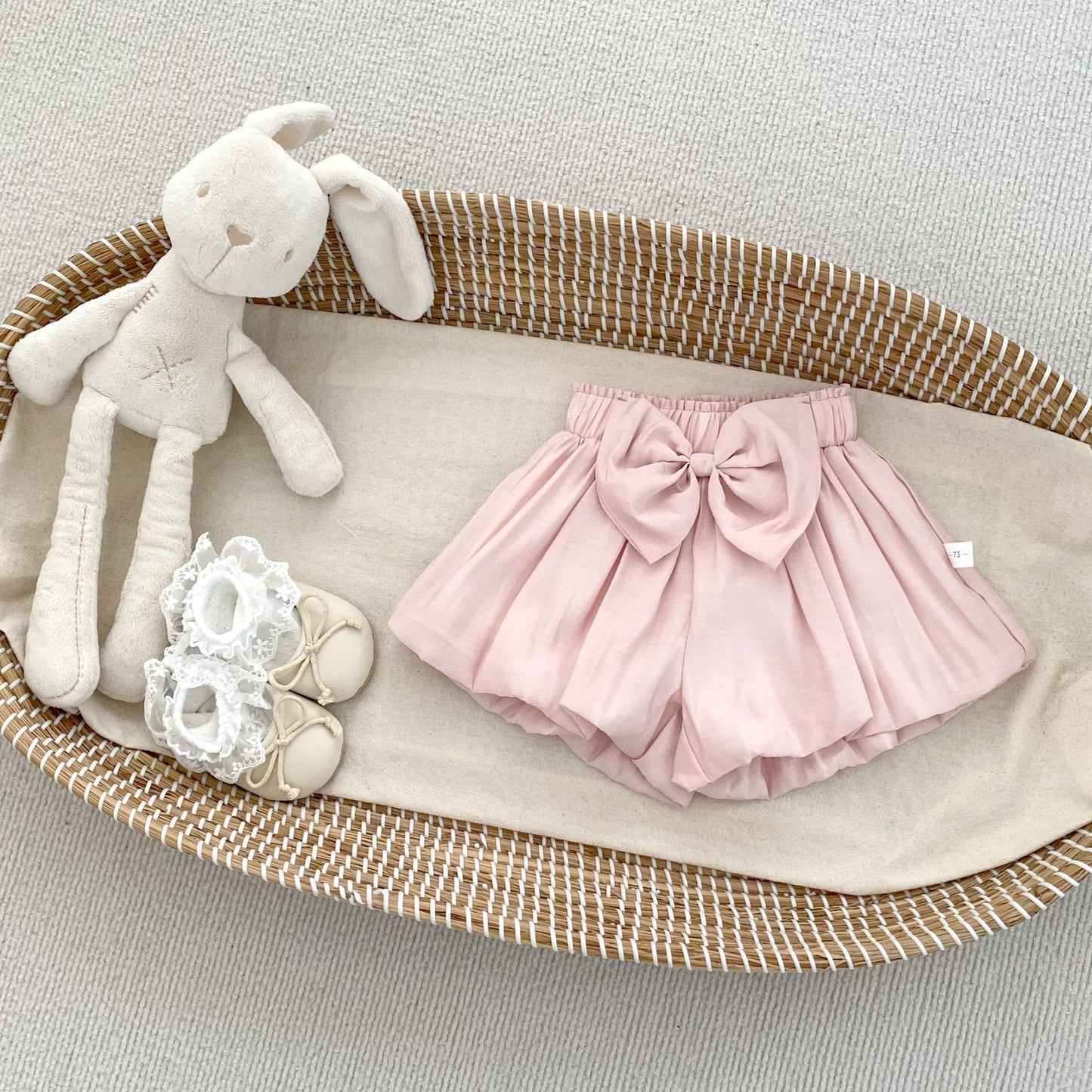 GN26030903ins夏季女童時尚小吊帶兩件洋氣百搭蝴蝶結T恤上衣+花苞短裤(2件起批)GN開頭需下單2款才有出貨,可混搭